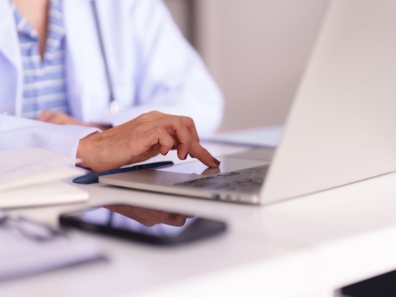 chatbot para médicos solução